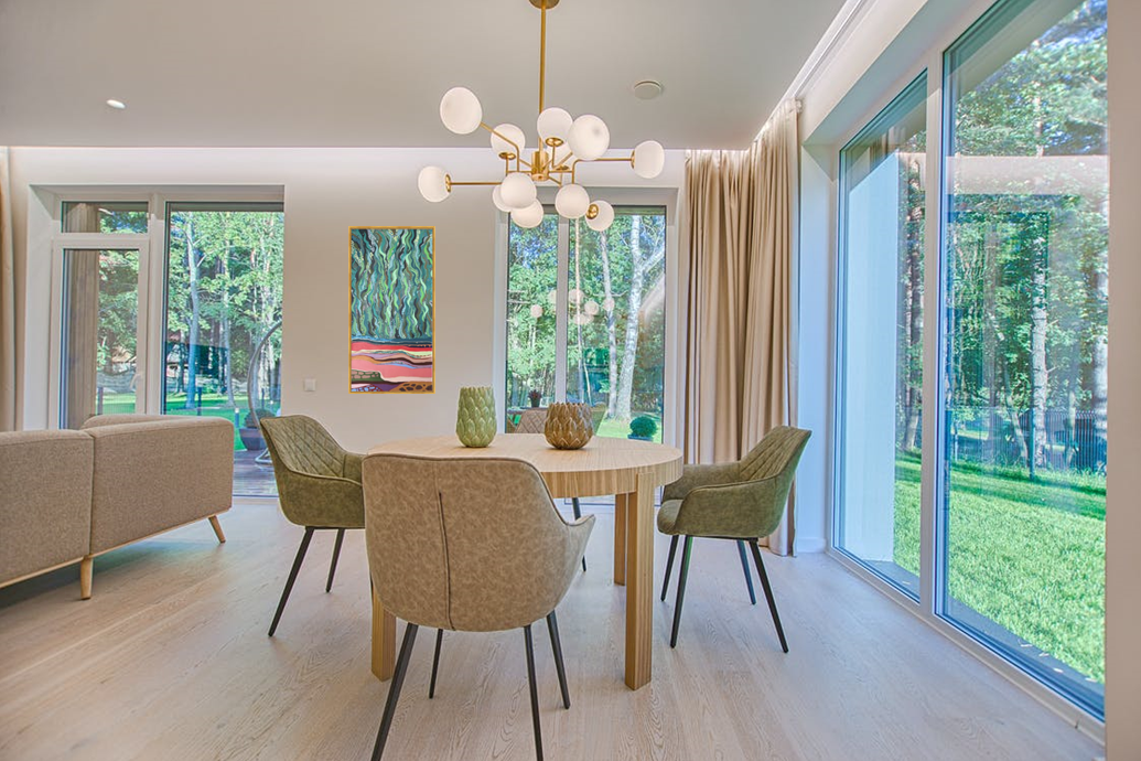 How Curiosity, Creativity & Inspirations from Nature Led Me to My First Painting After a Four Year Break